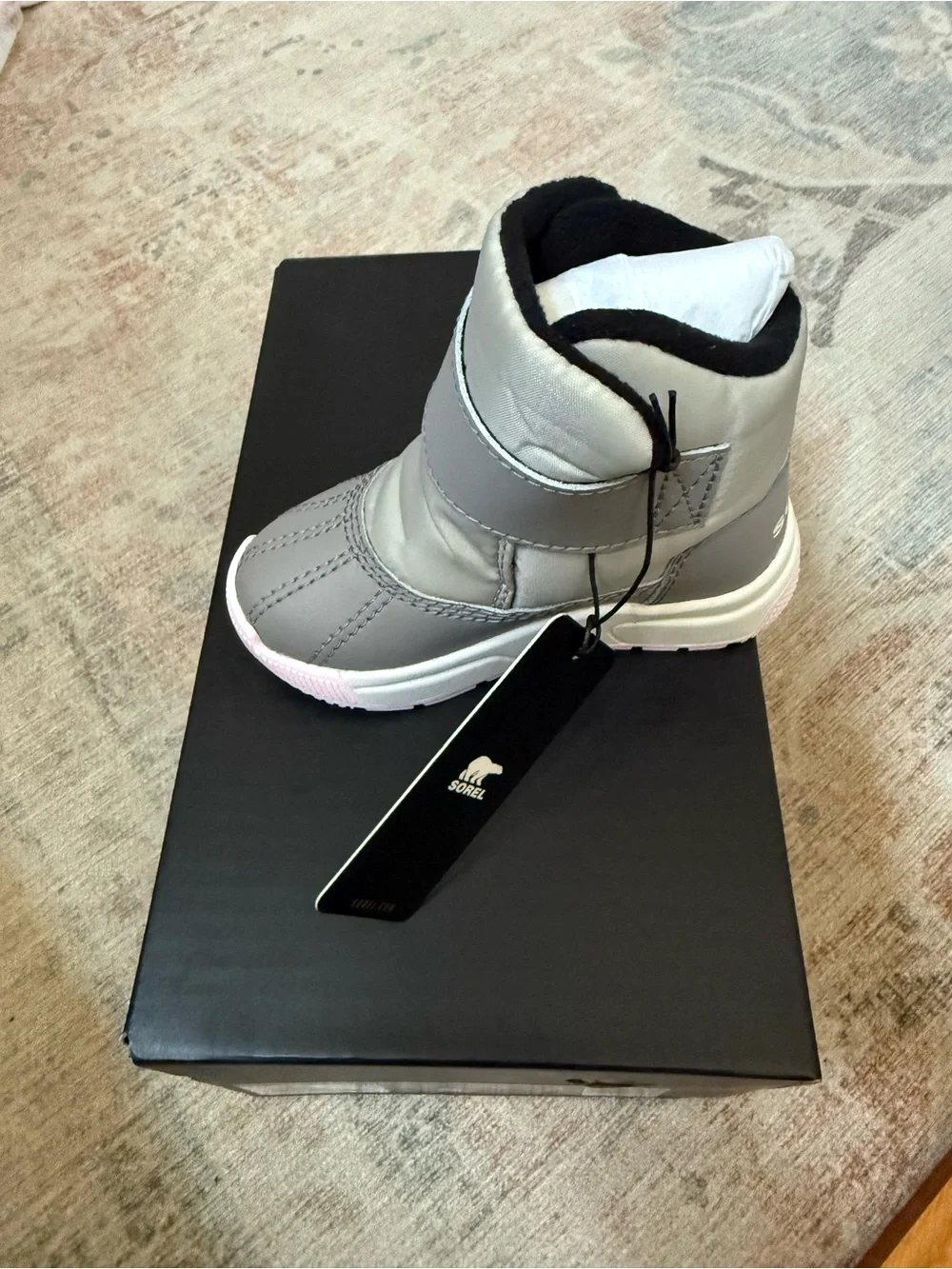 Whitney III Strap Mid Waterproof NIB - orig. $75